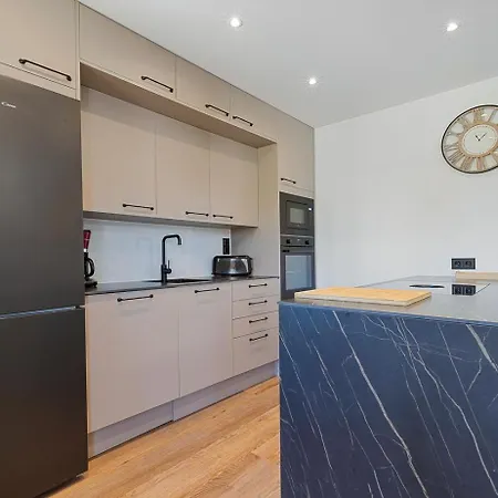 Stunning Penthouse Appartement *